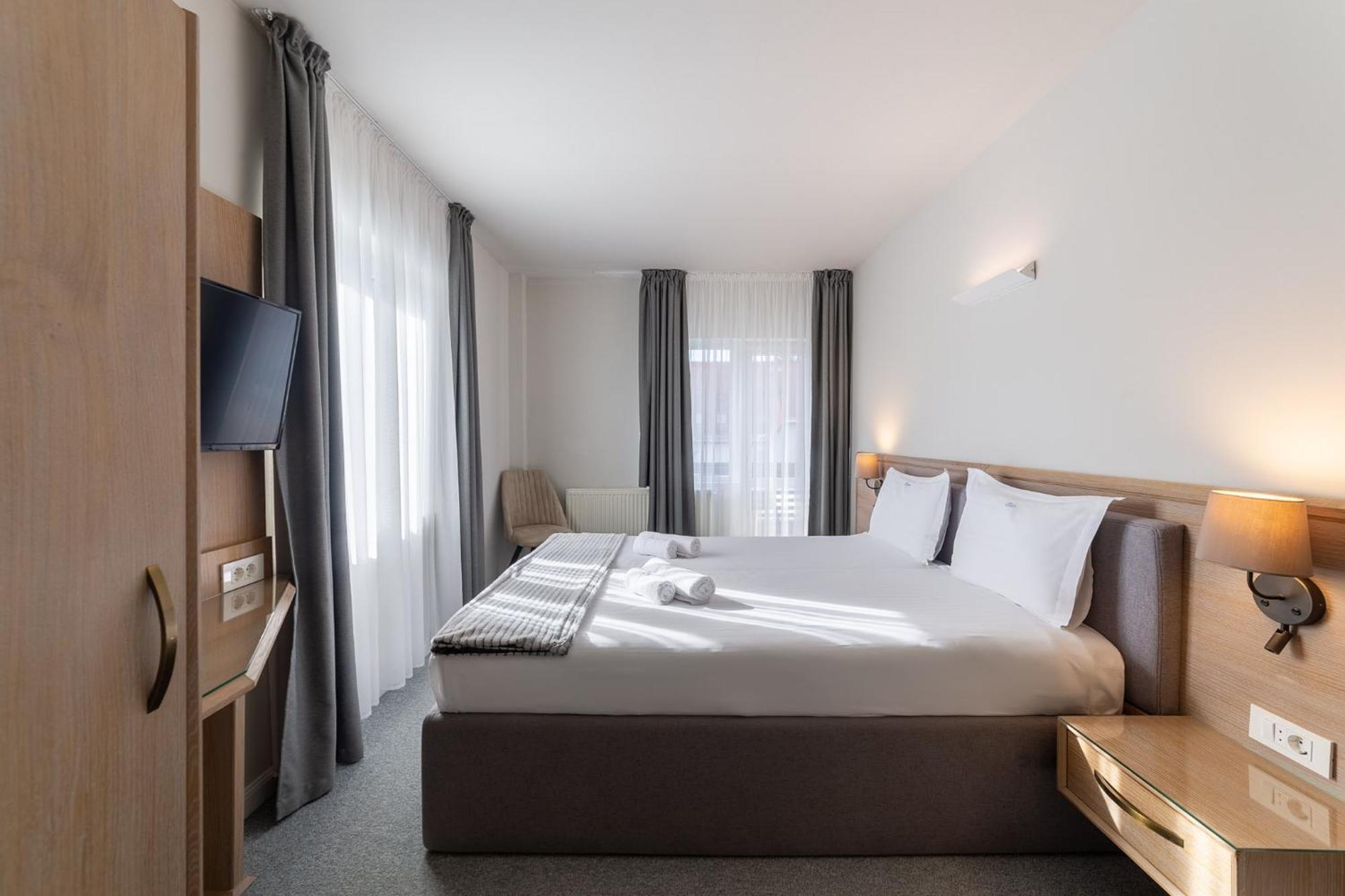 Eden Grand Resort Predeal Extérieur photo