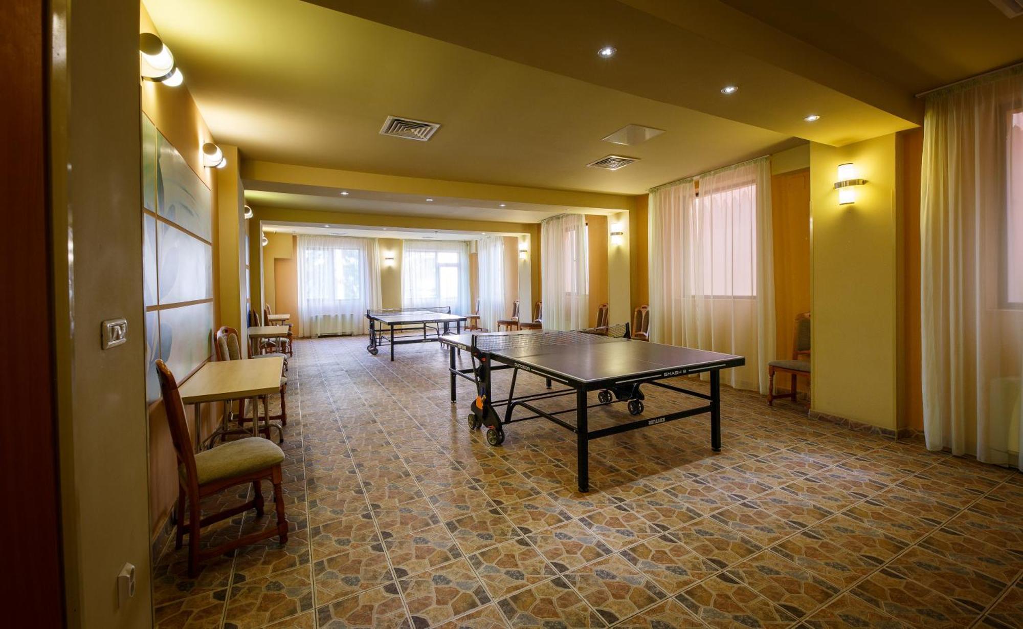 Eden Grand Resort Predeal Extérieur photo