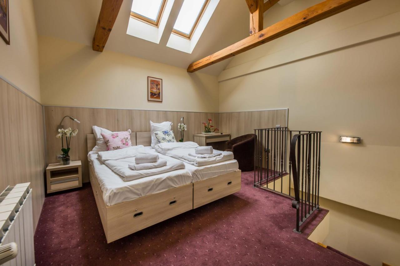 Eden Grand Resort Predeal Extérieur photo