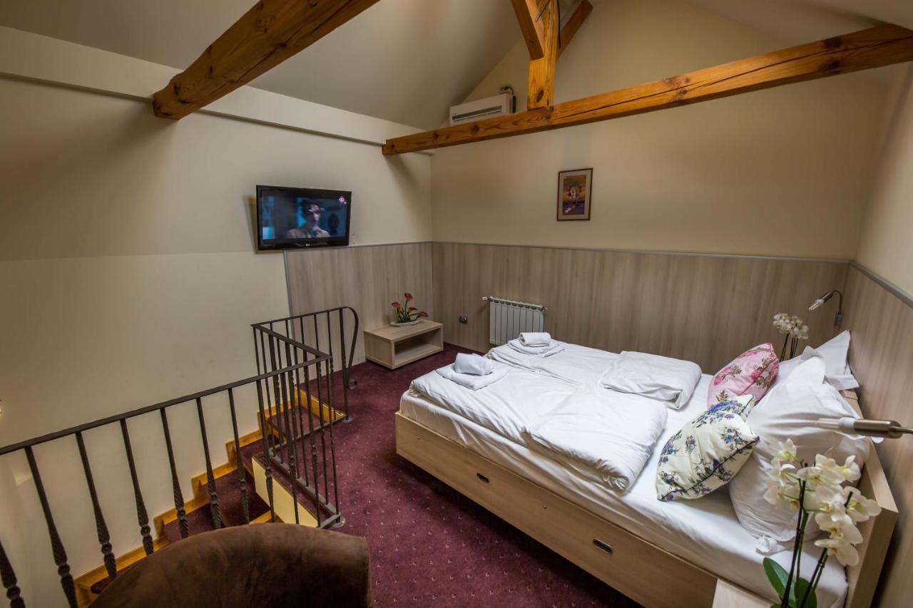 Eden Grand Resort Predeal Extérieur photo