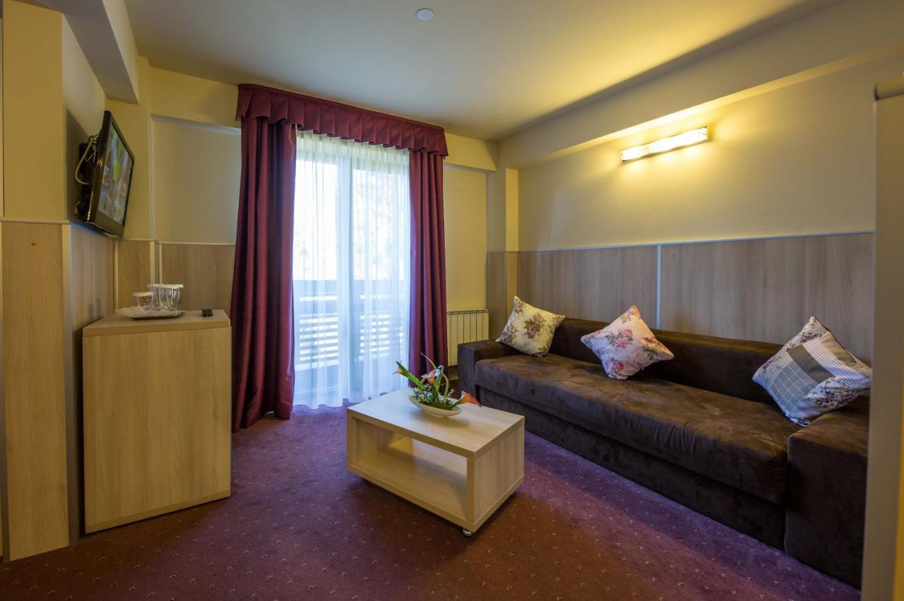 Eden Grand Resort Predeal Extérieur photo
